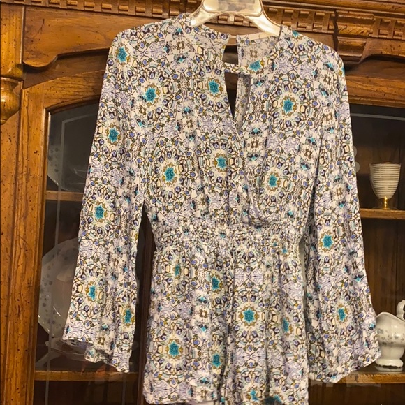 Romper - Picture 1 of 1